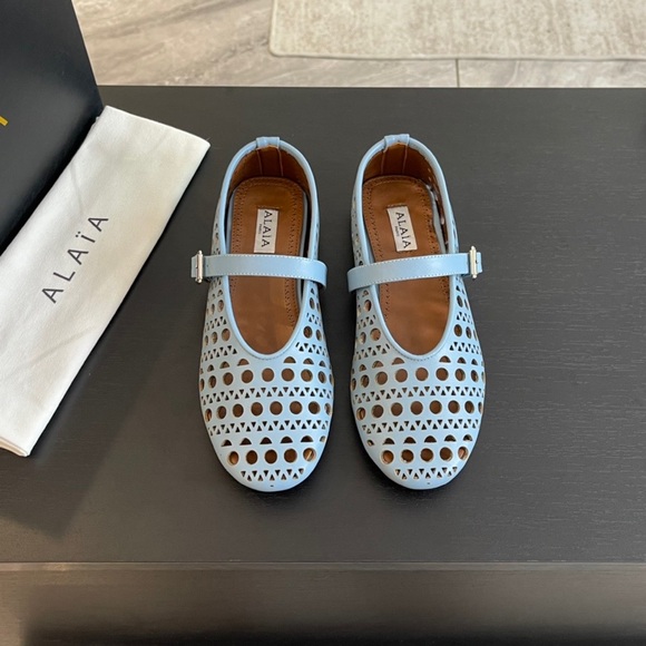 Alaia Shoes - Alaia ballet flats / flat shoes